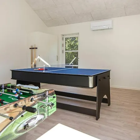 Casa vacanze 10 Person In Juelsminde
