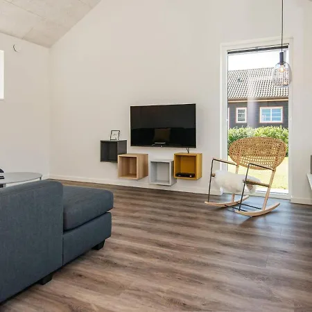 10 Person In Juelsminde