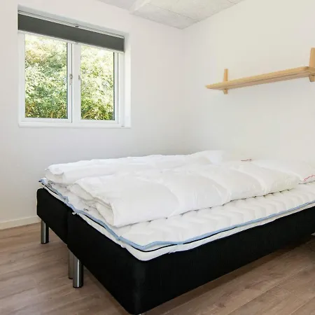 10 Person In Juelsminde