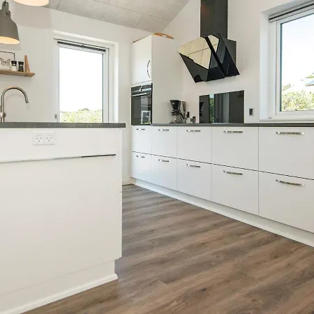 10 Person In Juelsminde * Sønderby