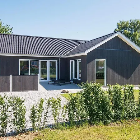 10 Person In Juelsminde Ferienhaus